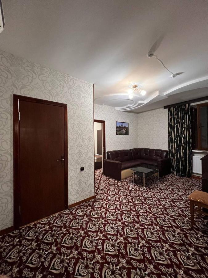 Grand Uzbegim Hotel Tashkent Bagian luar foto